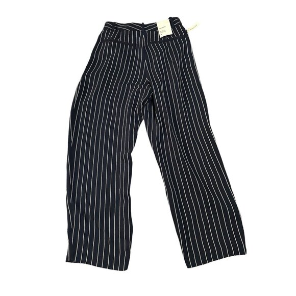 NWT Babaton 4 Navy Blue Striped Modesto Pants Pleated High Rise Cropped - Picture 1 of 3